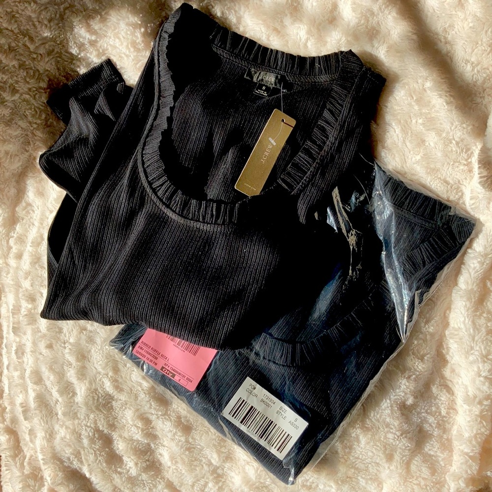 Long sleeve ruffle neck tee